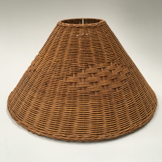 LAMPSHADE, Cone (Medium) - Wicker